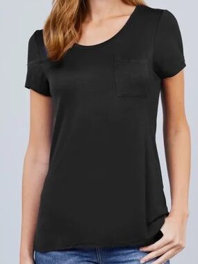 ShopEvelynne Black Short-Sleeve Pocket Tee for Women